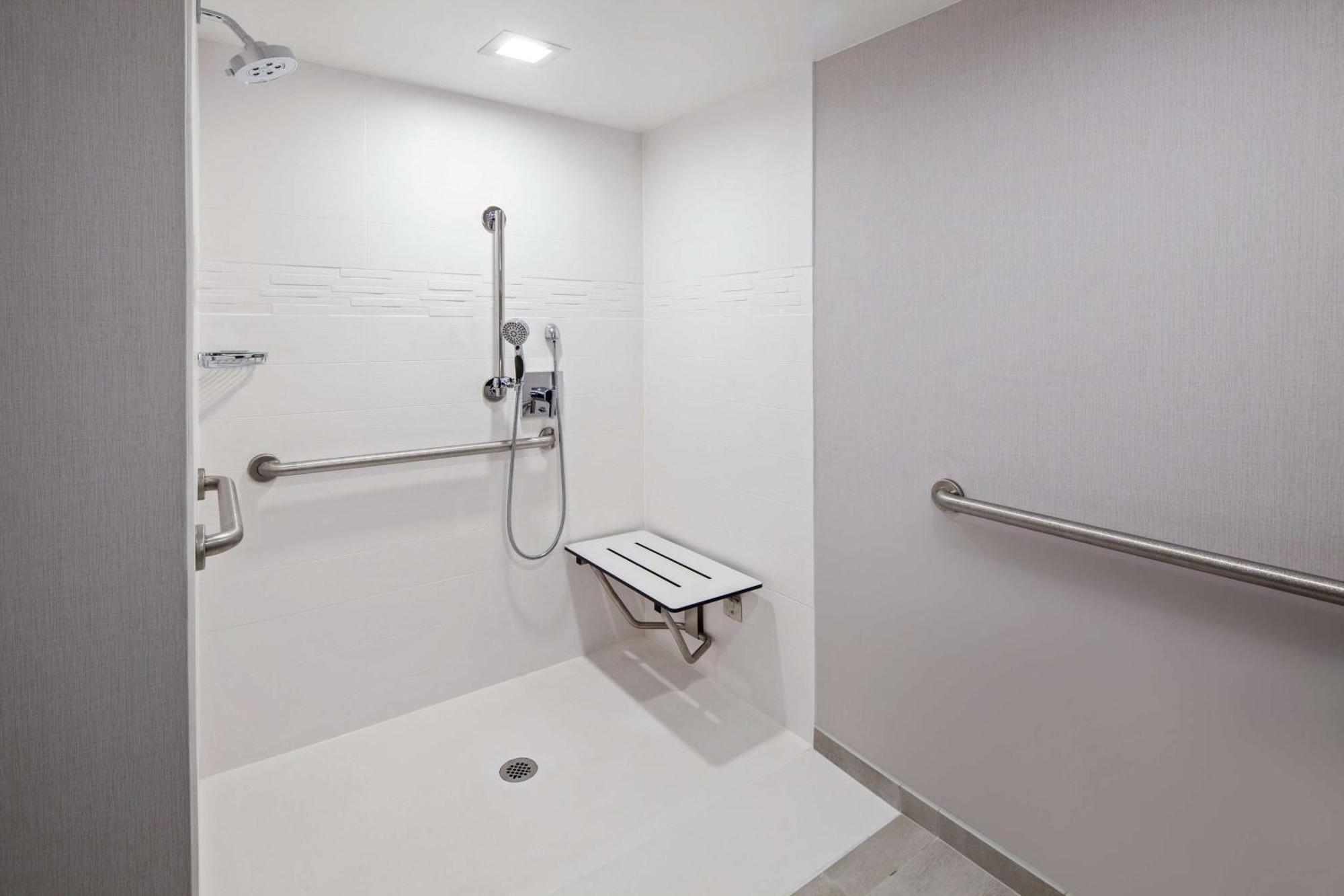 Homewood Suites By Hilton San Diego Central Dış mekan fotoğraf